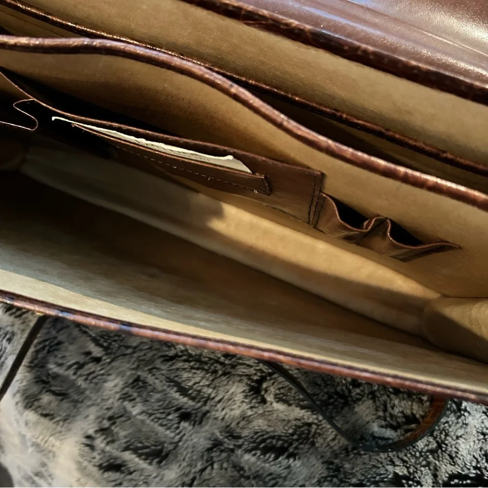 Gorgeous Brown Crocodile Embossed Leather Men's briefcase Bag executive VIP
